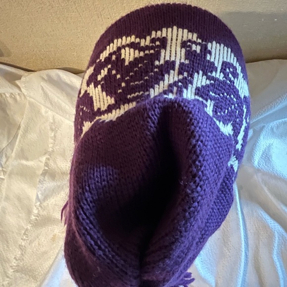 Smiley Wool Hat - Picture 3 of 9